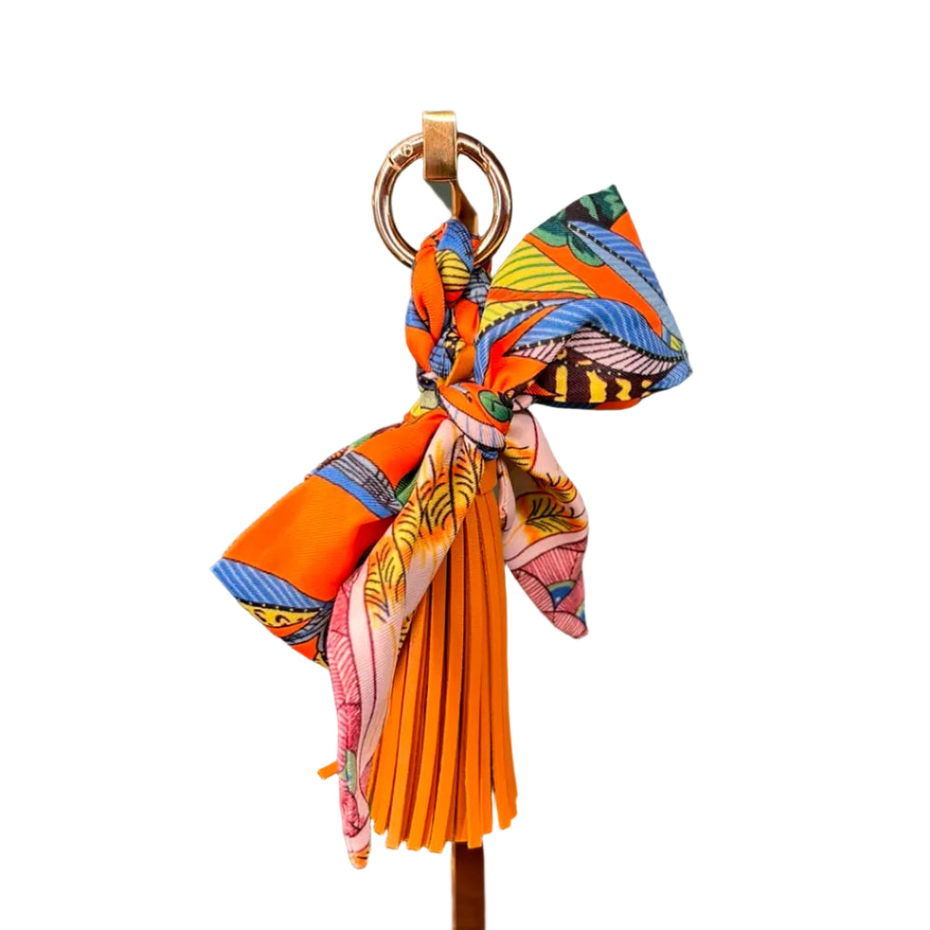 Charms frangia con foulard