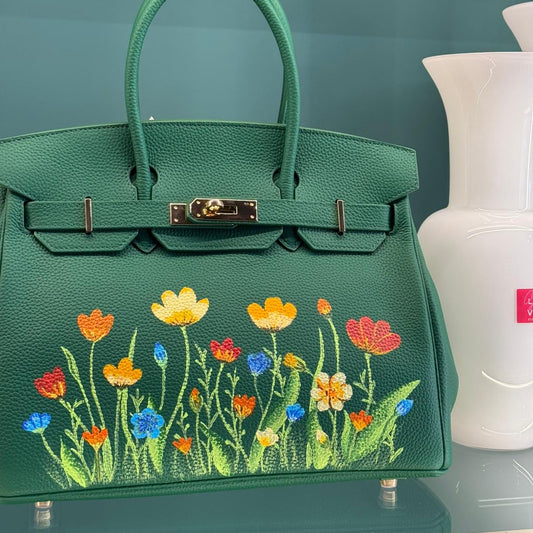 Borsa dipinta a mano tema campo fiorito