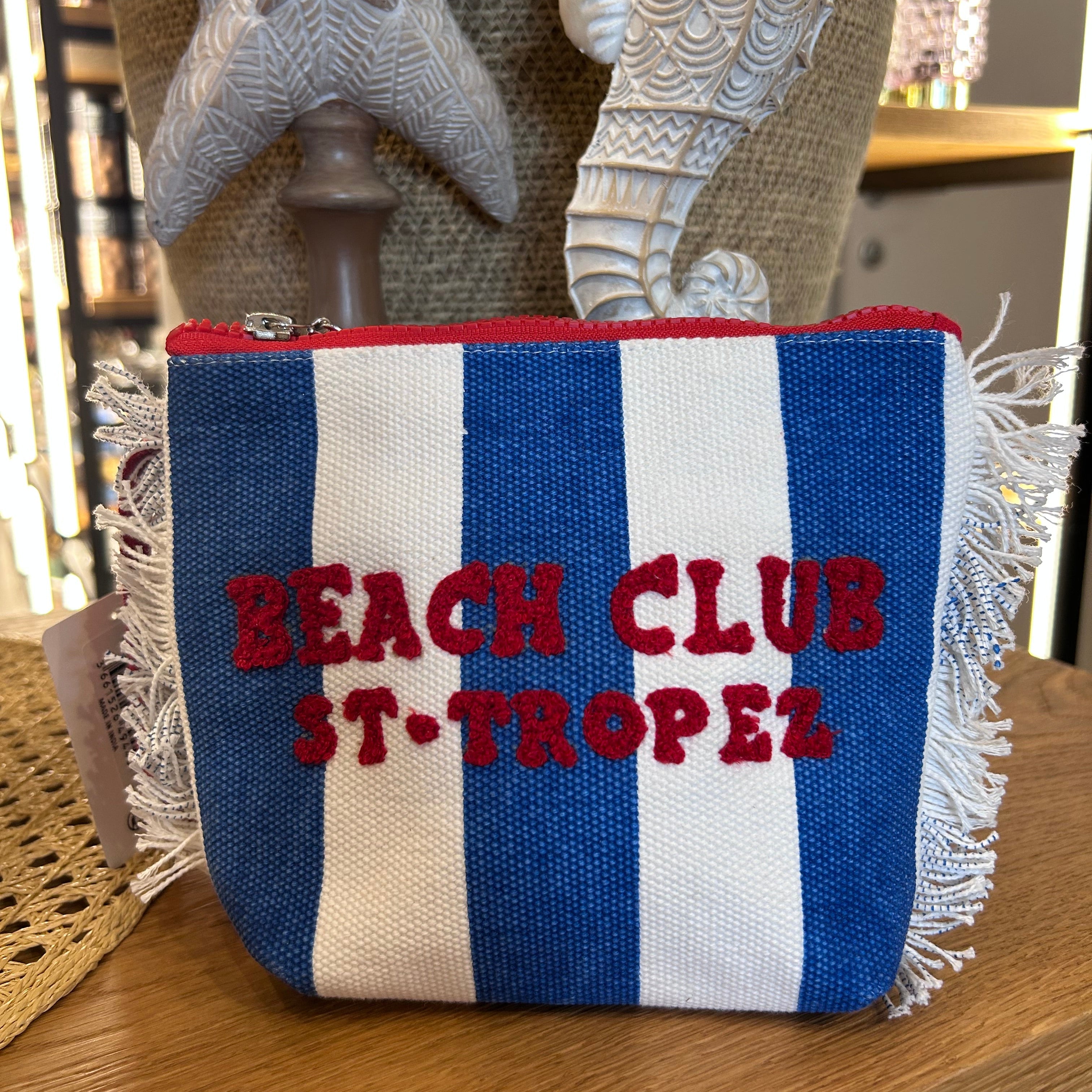 Pochette Beach Club