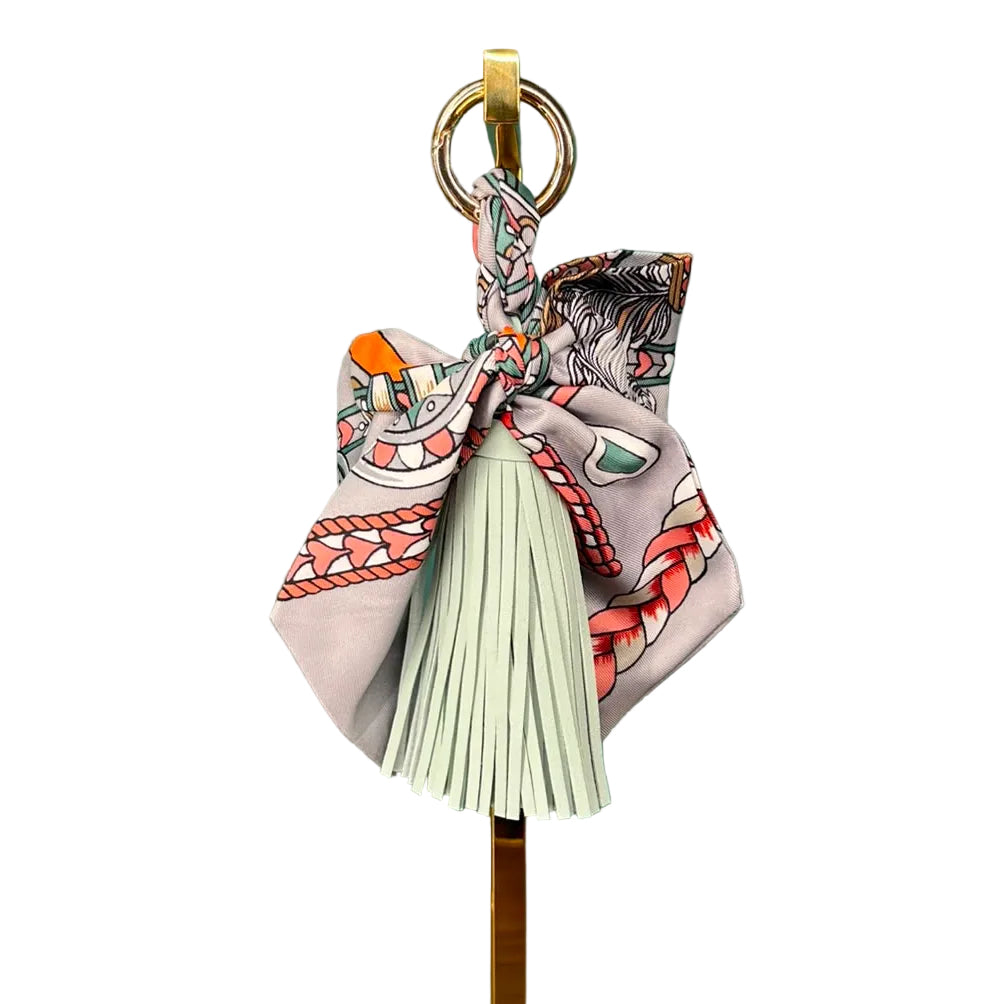Charms frangia con foulard